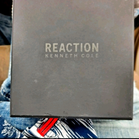 *Kenneth Cole RFID Protection Wallet! - Picture 3 of 5